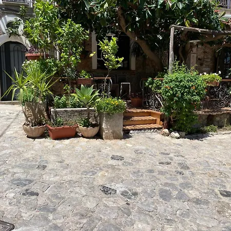 La Casa In Piazza Апартаменты *