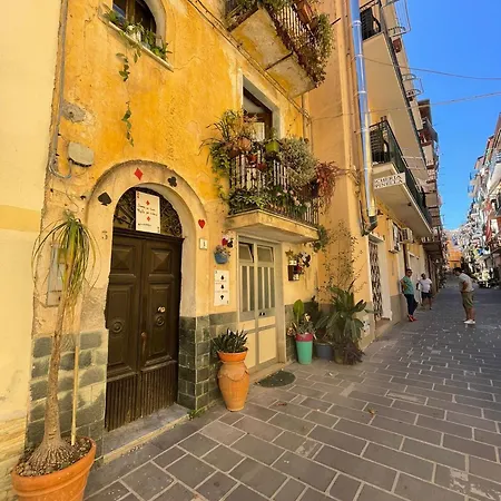 La Casa In Piazza Апартаменты Марина-ди-Камерота