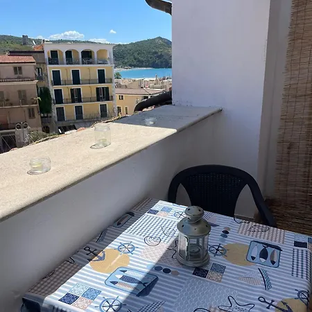 La Casa In Piazza Διαμέρισμα Marina di Camerota
